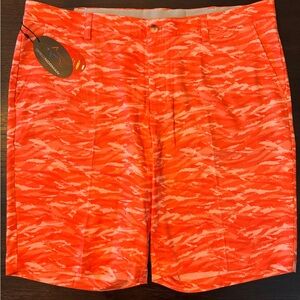 Greg Norman Orange Golf Shorts. NWT. Size 40